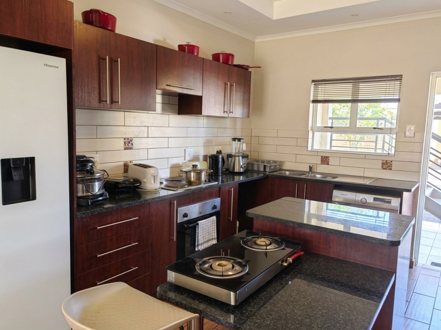 To Let 3 Bedroom Property for Rent in Waterval East North West